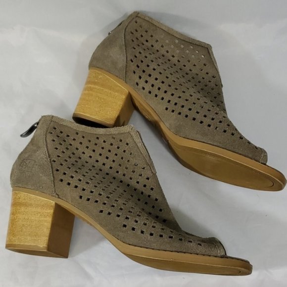 Dirty Laundry Shoes - Dirty Laundry Too Cute Peep Toe Bootie